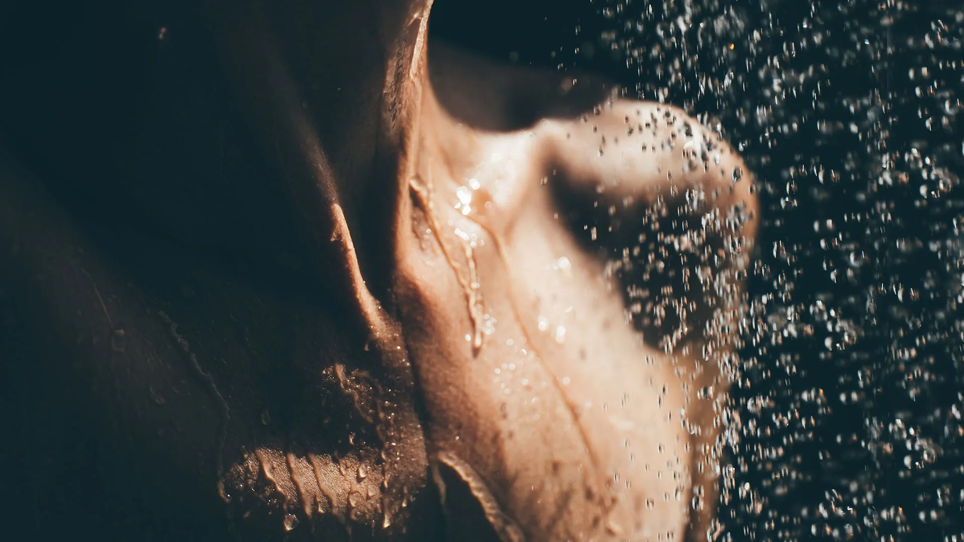 Dark-Showering
